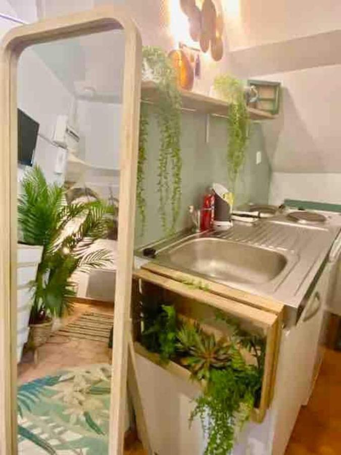 Escale Tropicale A *